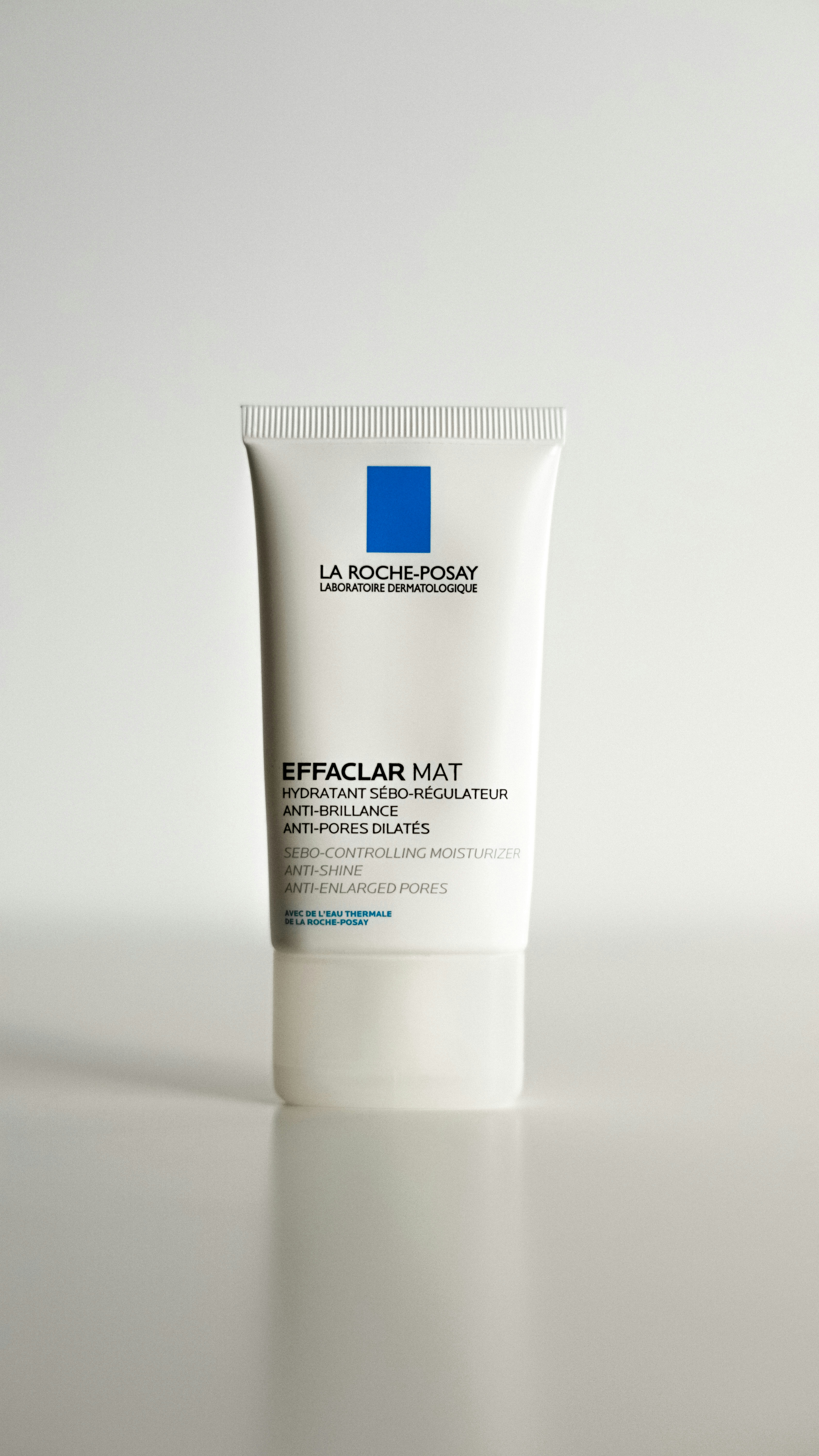 Cosmin Ursea’s single Effaclar Mat skincare tube studio packshot with readable French, English and small blue label copy