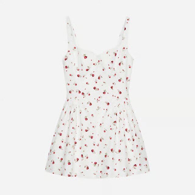 Generated volumetric dress packshot